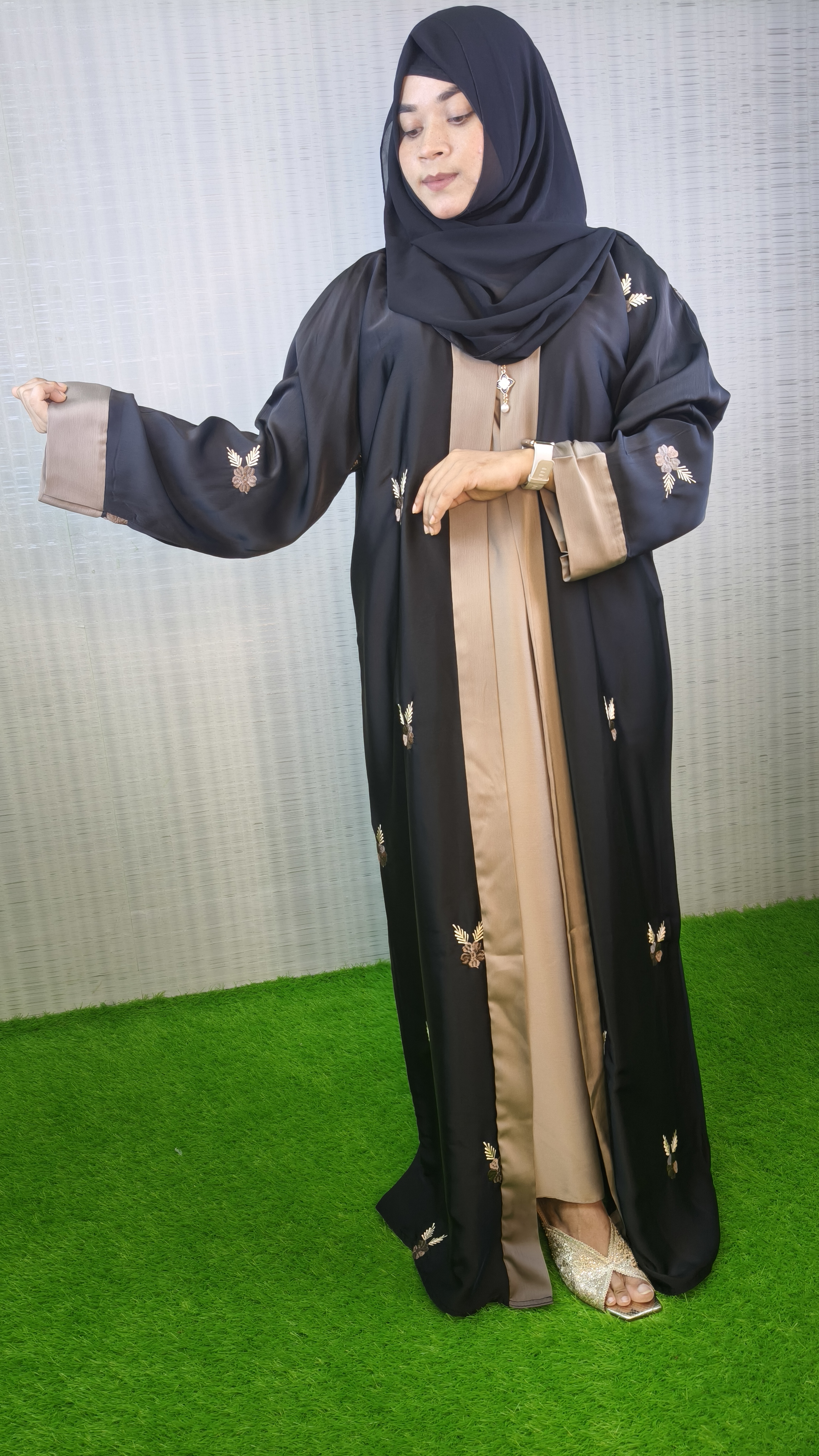 Burqa thumbnail